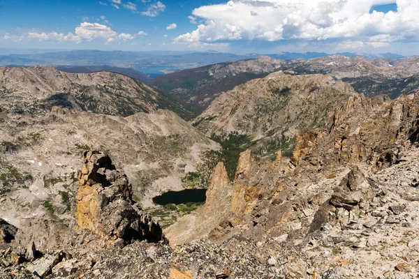 바위투성이 의산 풍경 — 스톡 사진