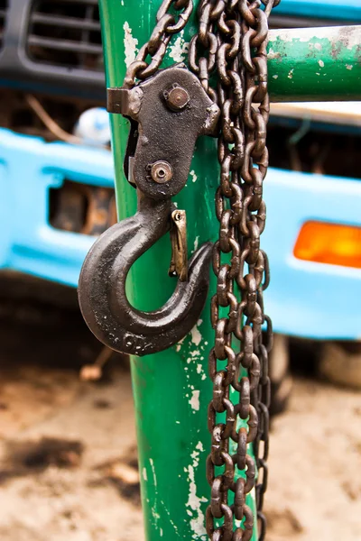 Hook the chain. — Stock Photo, Image