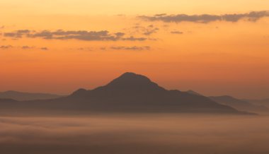 sabah dağ kuzeydoğu Tayland