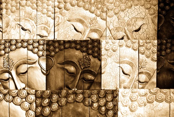 Traditional Thai style Lord Buddhas face wood carving — Stock Photo, Image