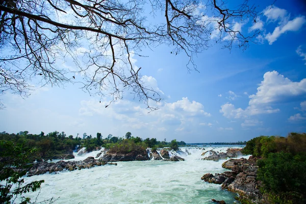 Cachoeira no sul do Laos — Fotografia de Stock