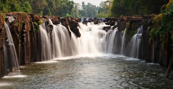 Waterfall in south of Lao — Stock Photo, Image