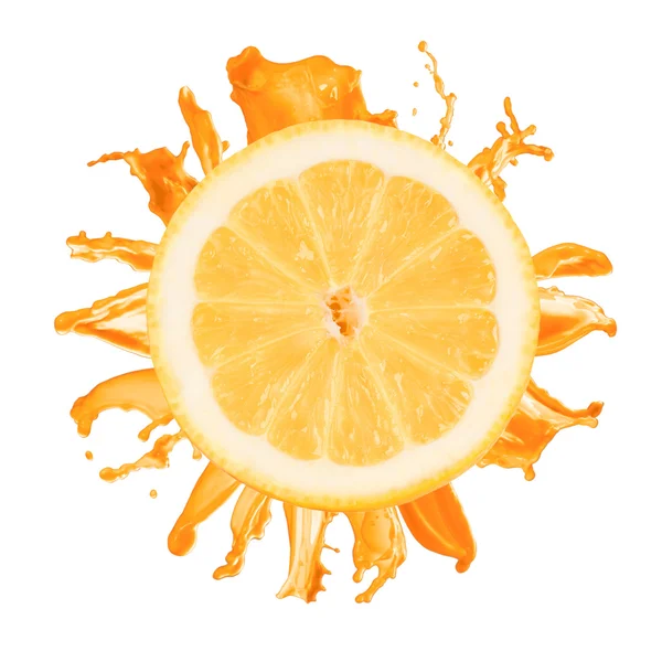 Salpicos de limão fatiado com suco de laranja isolado no backgrou branco — Fotografia de Stock