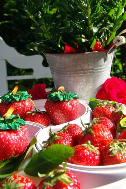 Masa dekorasyonu ile strawberrys.