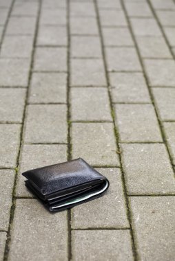 kayıp siyah cüzdan