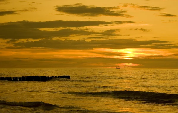 Puesta de sol sobre el mar Báltico —  Fotos de Stock