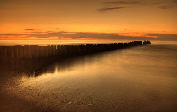 Baltık Denizi üzerinde günbatımı — Stok fotoğraf