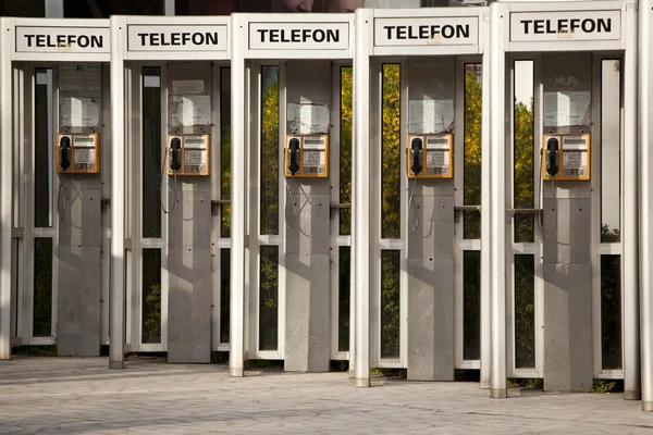Teléfonos en Rumania — Foto de Stock