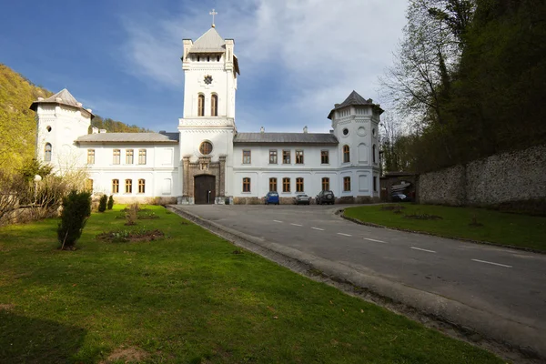Iglesia en Tismana en Rumania —  Fotos de Stock