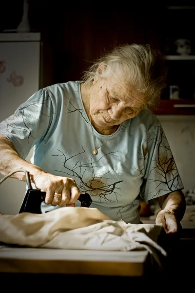 Starszy kobieta portret — Zdjęcie stockowe