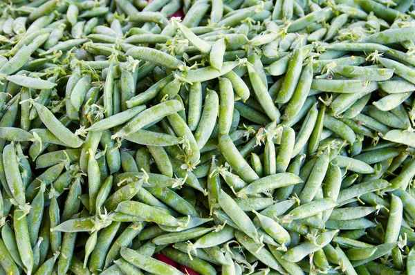 Peas on display — Stock Photo, Image