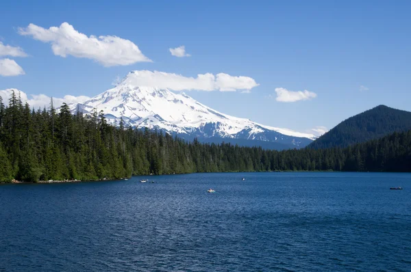 Lost Lake with view of Mt Hood — Stock Photo, Image