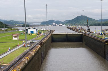 Gates and basin of Miraflores Locks clipart