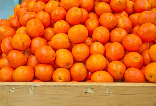 Orangen auf dem Markt — Stockfoto