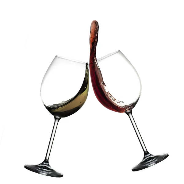 şarap bardakları ve şişe