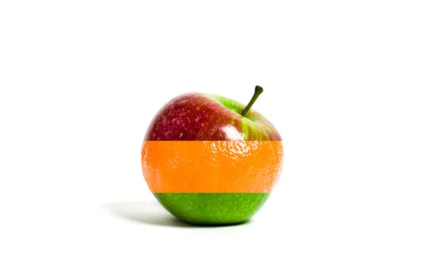 Mistura de maçãs laranja e vermelha e verde — Fotografia de Stock