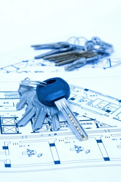 Ház kulcsok és terv — Stock Fotó