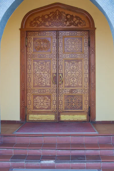 Инкрустированные двери — стоковое фото
