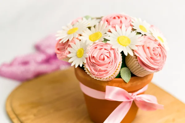 Cupcake bouquet — Stock Photo, Image