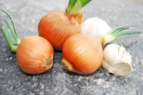 Garlic and onions background — Stock Photo, Image