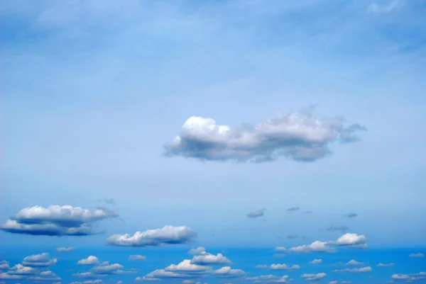 Clouds in the blue sky — Stock Photo, Image