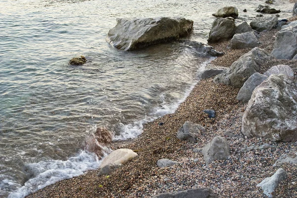 黑海，岸上的石头. — 图库照片