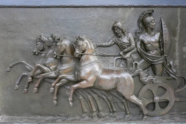 Achillion palace bronzen reliëf — Stockfoto