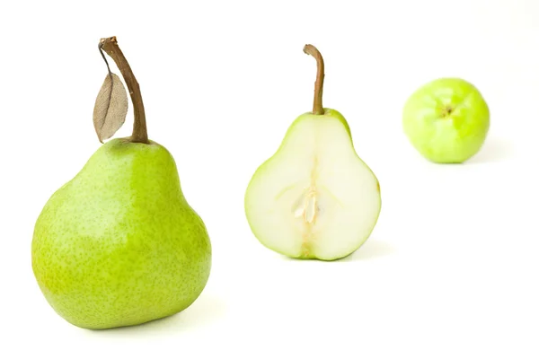 Stock image Group Of Fresh Pears With One Halved