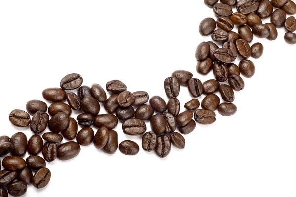 Кава в зернах рядок — стокове фото
