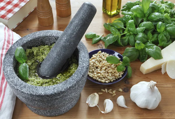 Making Pesto! — Stock Photo, Image