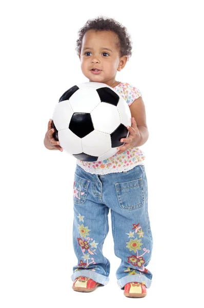 Малыш с футбольным мячом — стоковое фото
