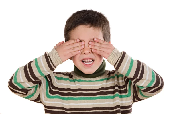 Gracioso niño cubriendo sus ojos — Foto de Stock