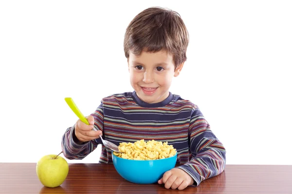 Kind frühstückt — Stockfoto