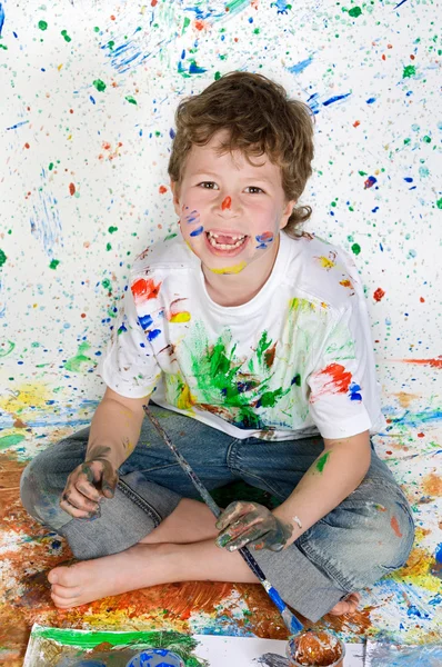 Çocuk boyama ile oynama — Stok fotoğraf