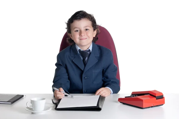 Kleine zakenman in het kantoor — Stockfoto