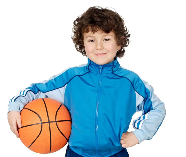 Чарівна дитина грає в баскетбол — стокове фото