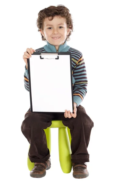 クリップボードを持つ少年 — ストック写真