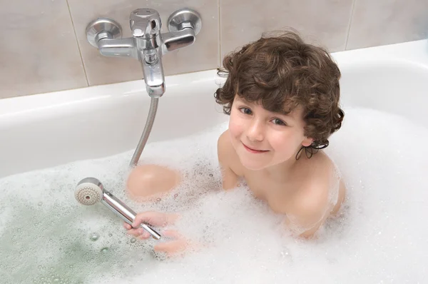 Gyermek a fürdőkádban — Stock Fotó