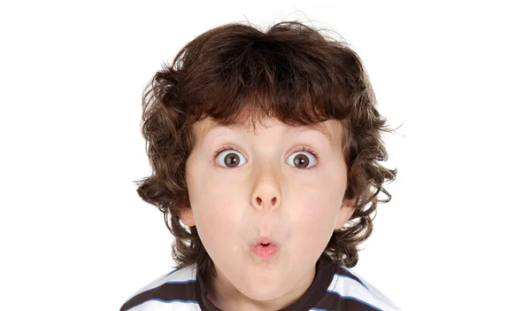 Bedårande glad pojke att göra ansikten — Stockfoto