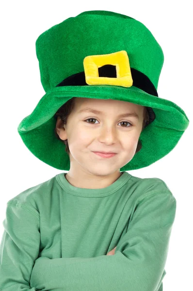 Ребенок в зеленой шляпе — стоковое фото