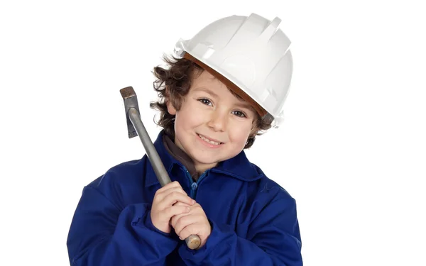 Trabalhador futuro adorável com um martelo e um capacete — Fotografia de Stock