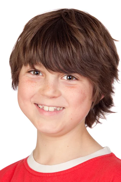 Lustiges Porträt eines sommersprossigen Jungen — Stockfoto