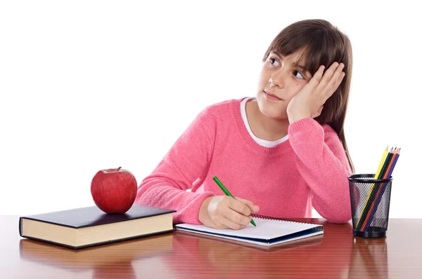 Schattig meisje studeren — Stockfoto