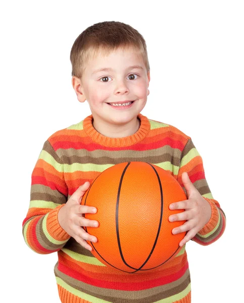 Criança engraçada com um basquete — Fotografia de Stock