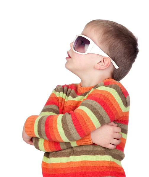 Criança engraçada com óculos de sol — Fotografia de Stock