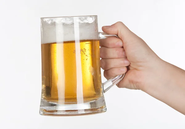 Пиво в стеклянной банке — стоковое фото