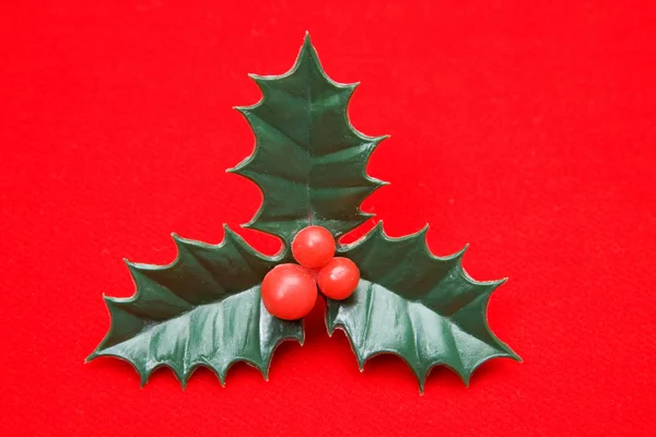 O ornamento típico azevinho do Natal — Fotografia de Stock