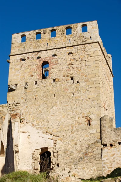 Castillo en ruinas — Foto de Stock
