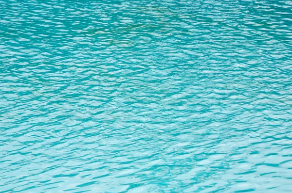 Освіжаюча вода з басейну — стокове фото