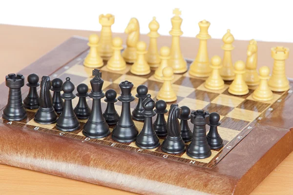 Šachová hra s všechny figurky na šachovnici — Stock fotografie